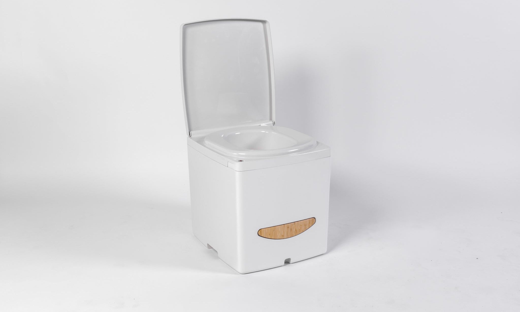 Separating Sealing Toilets: What They Are and Why They're Ideal for Portable Use