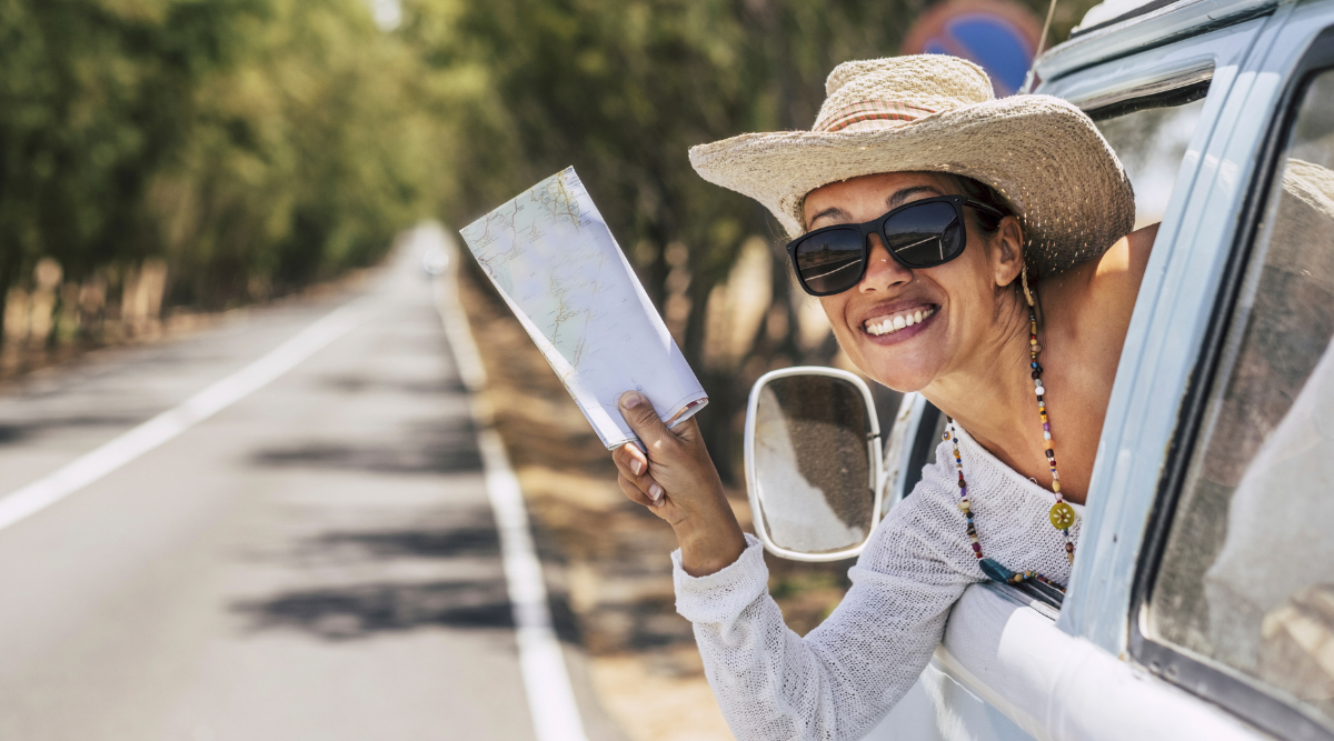 Solo female traveler safety tips